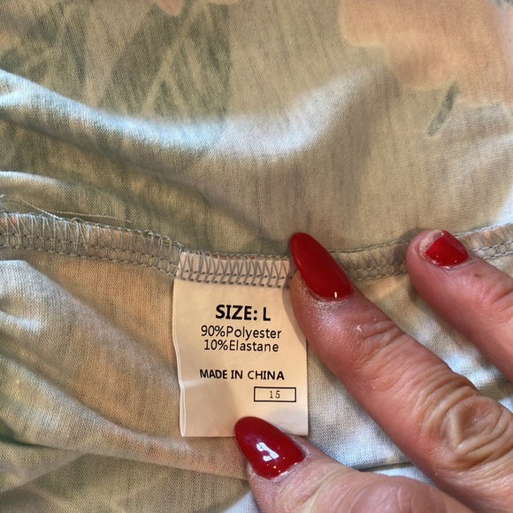 Dress - Picture 4 of 4